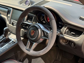 Used Porsche Macan 2017 for sale - 79234995: Photo