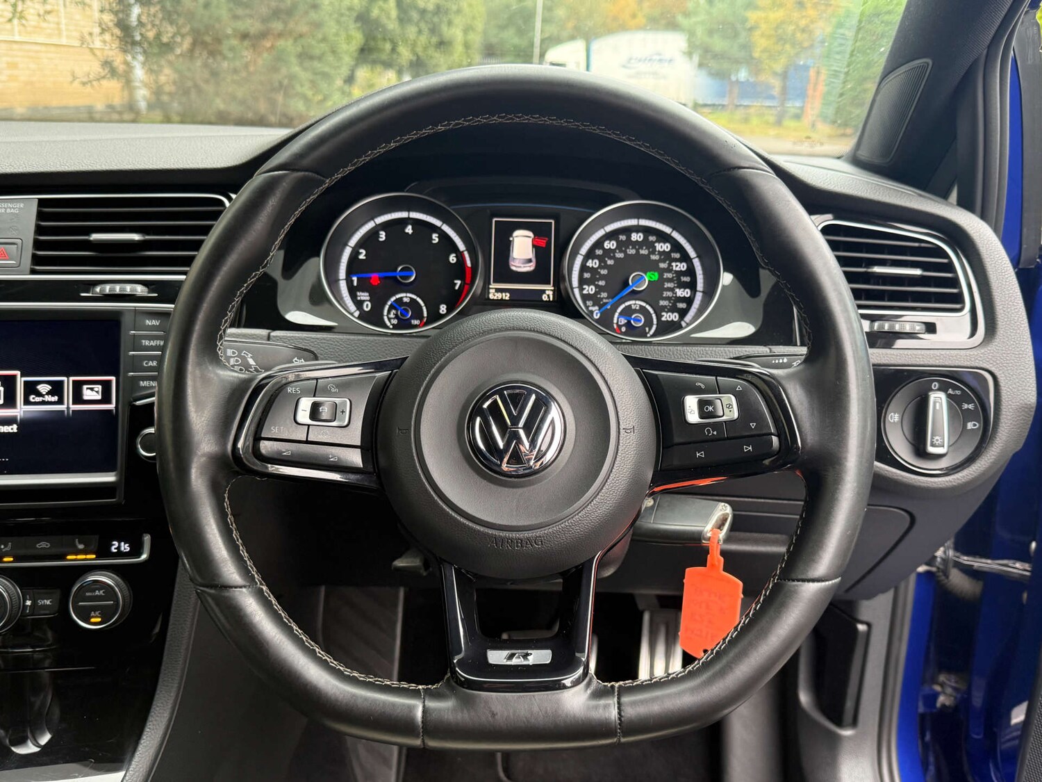 Used Volkswagen Golf 2016 for sale - 77964804: Photo 40