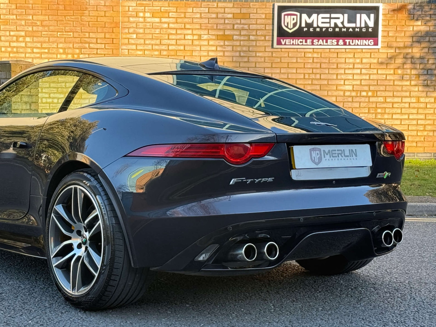 Used Jaguar F-Type 2015 for sale - 77055553: Photo 10