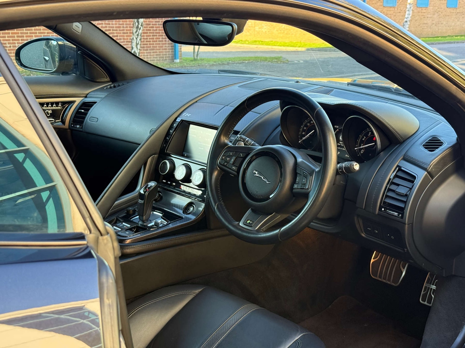 Used Jaguar F-Type 2015 for sale - 77055553: Photo 43