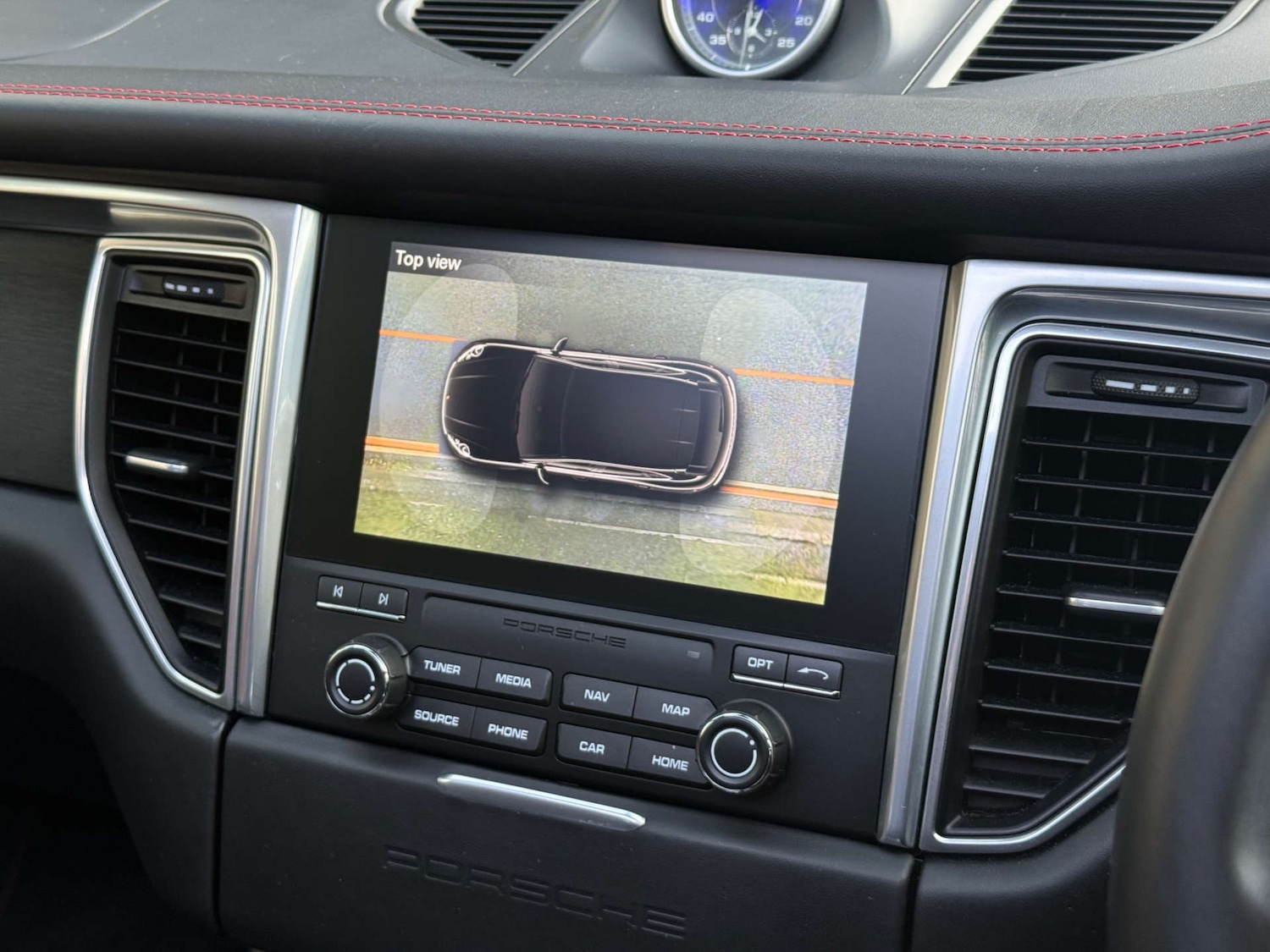 Used Porsche Macan 2016 for sale - 77541323: Photo 44