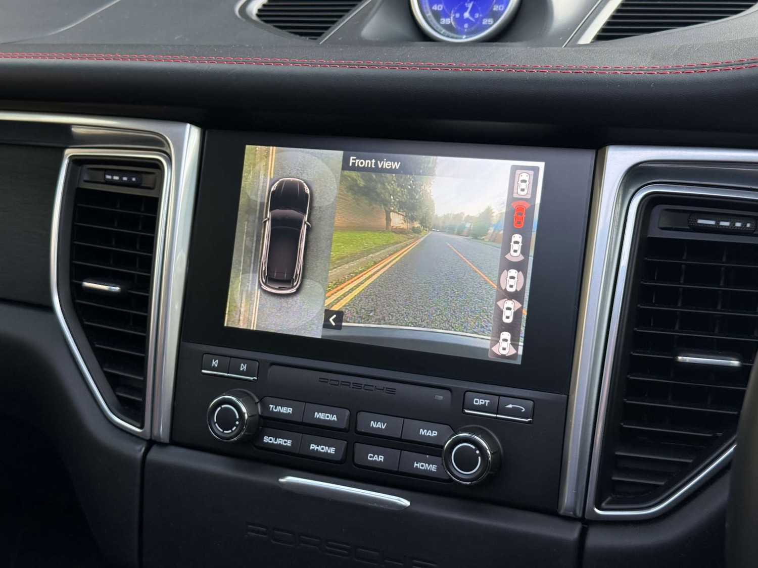 Used Porsche Macan 2016 for sale - 77541323: Photo 45