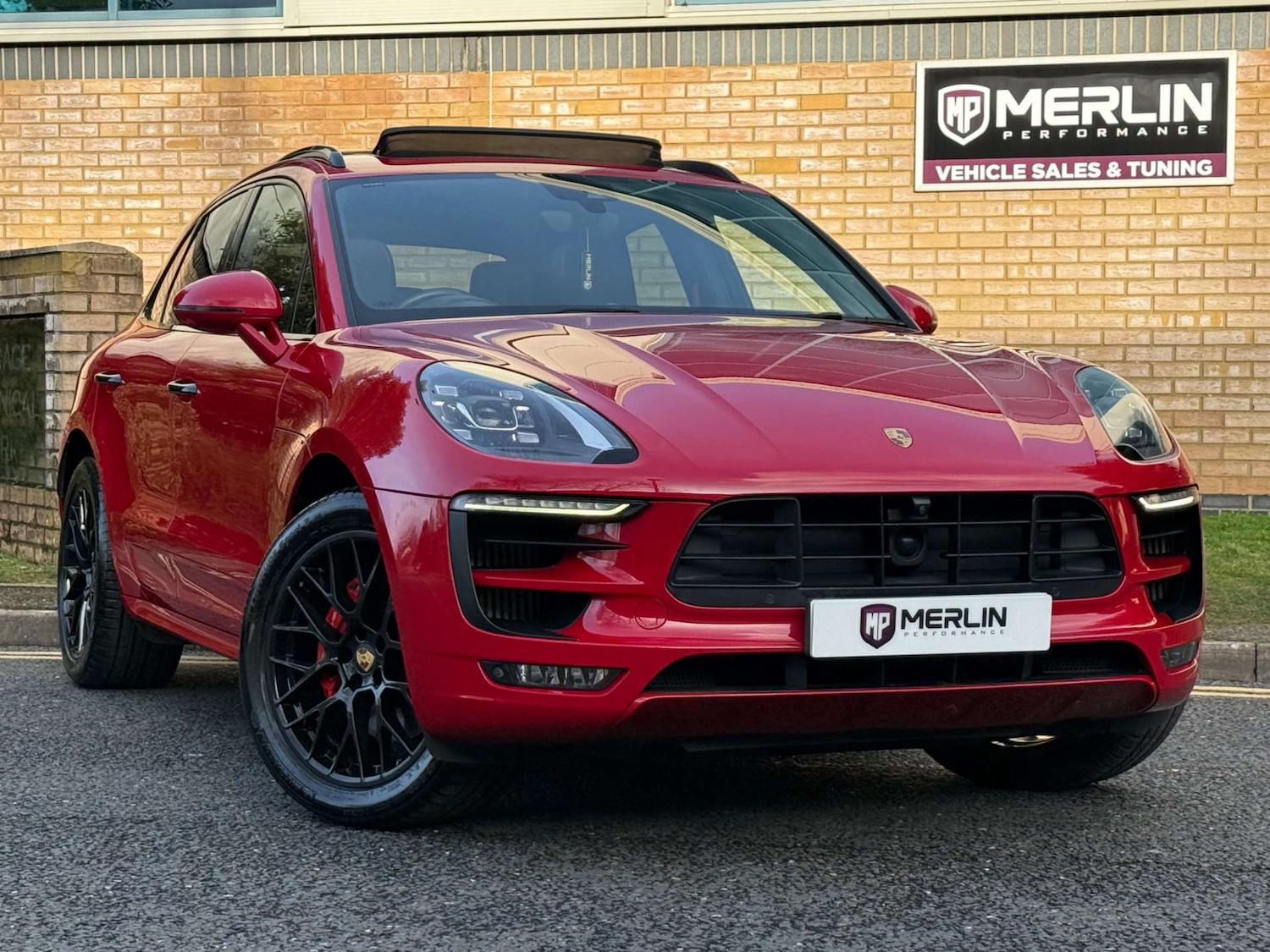 Used Porsche Macan 2016 for sale - 77541323: Photo 5