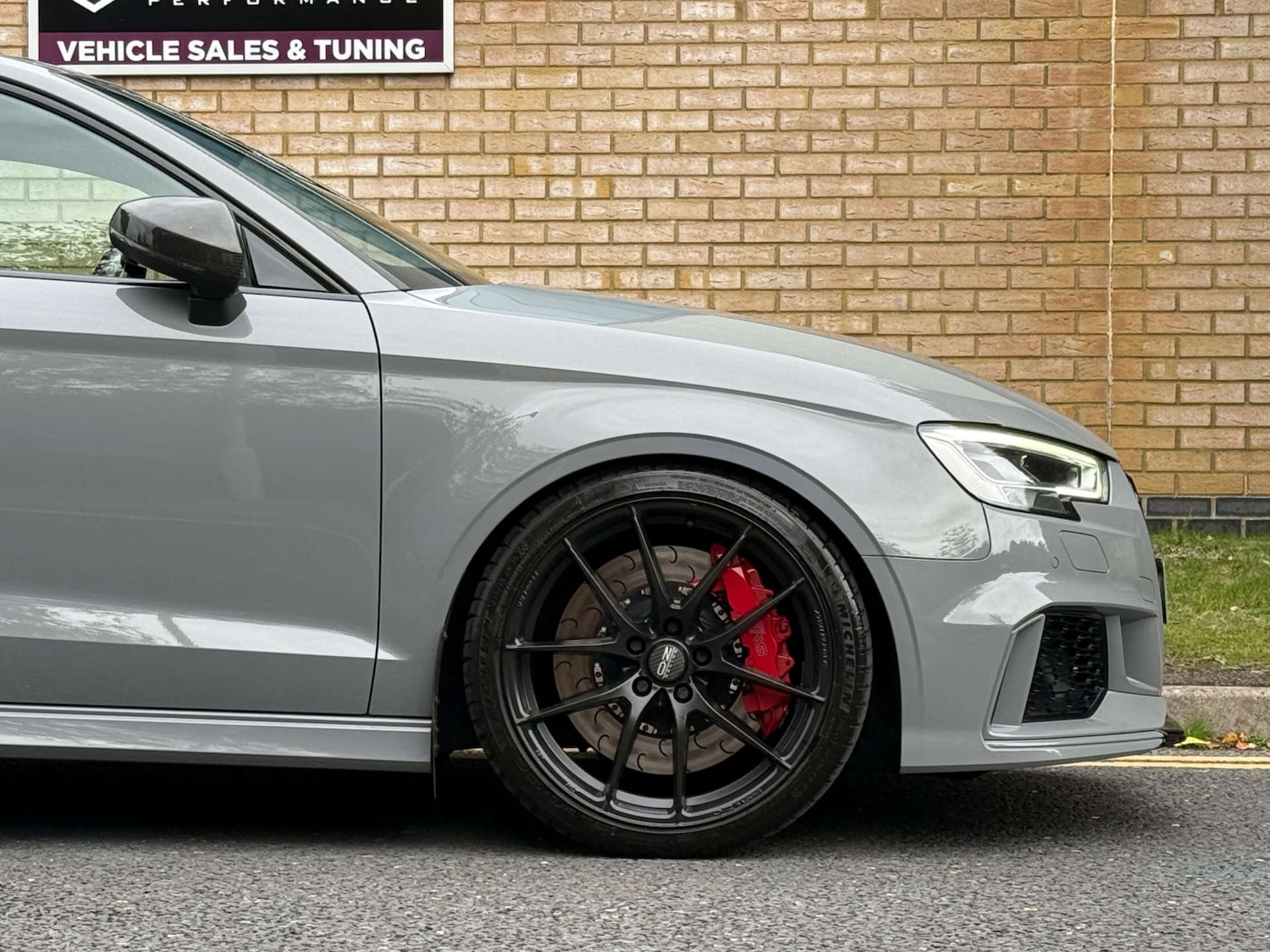 Used Audi RS3 2017 for sale - 76416879: Photo 11