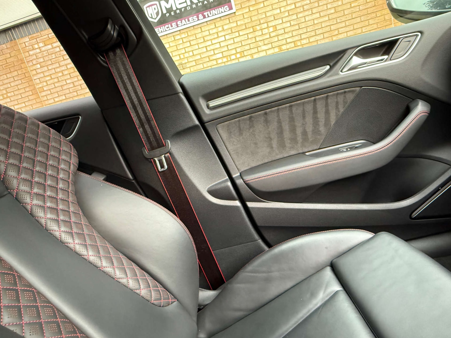 Used Audi RS3 2017 for sale - 76416879: Photo 43