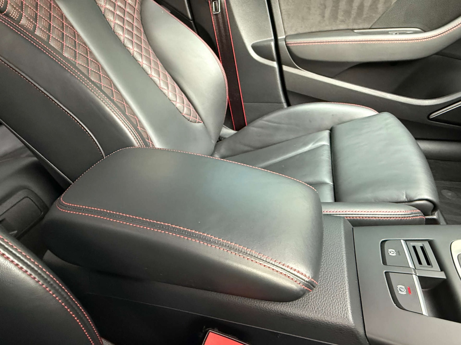 Used Audi RS3 2017 for sale - 76416879: Photo 45