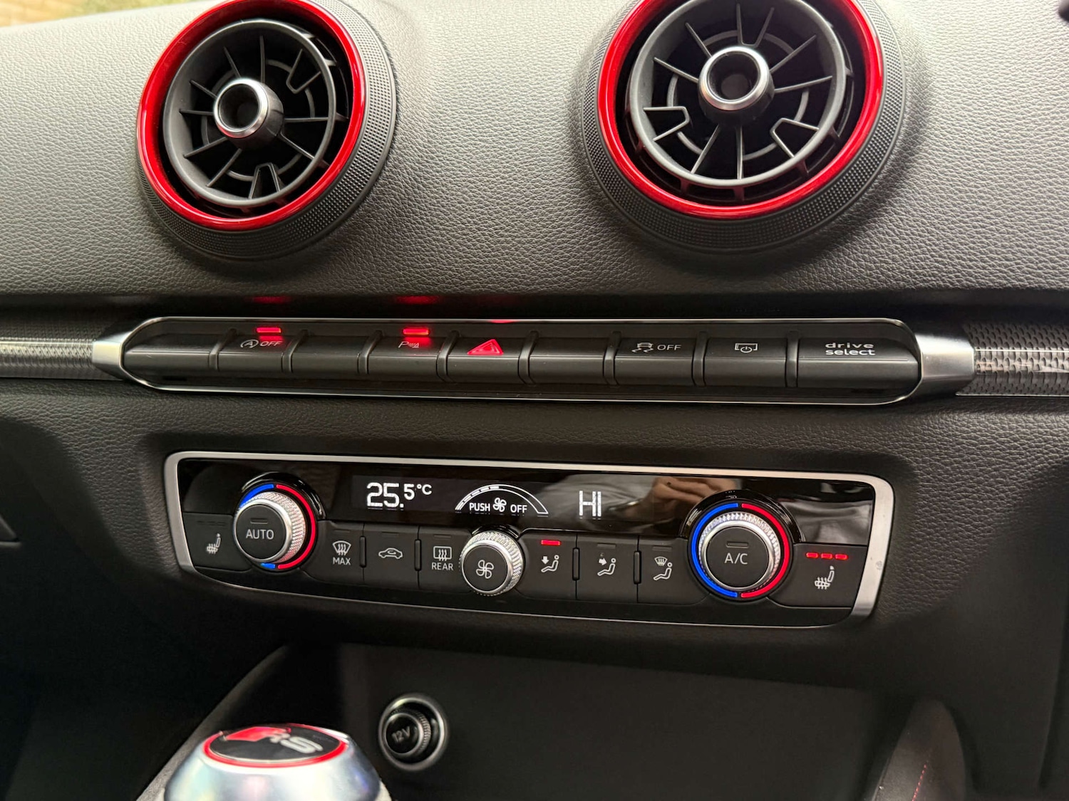 Used Audi RS3 2017 for sale - 76416879: Photo 56