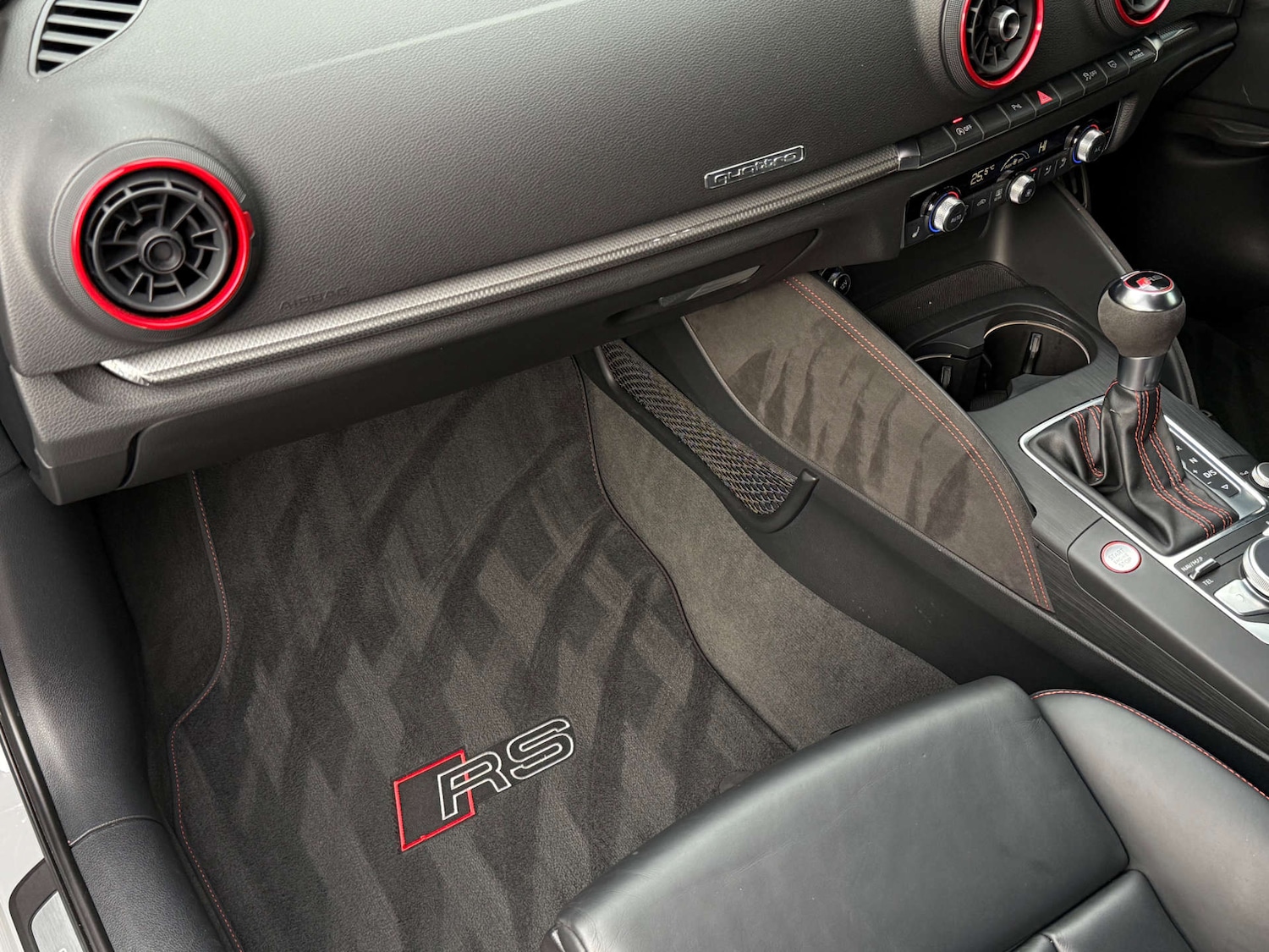 Used Audi RS3 2017 for sale - 76416879: Photo 60