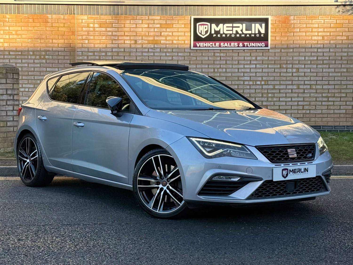 Used SEAT Leon 2020 for sale - 77118058: Photo 1