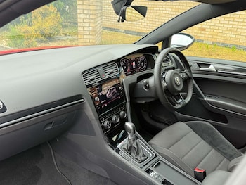 Used Volkswagen Golf 2017 for sale - 78698896: Photo