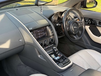 Used Jaguar F-Type 2013 for sale - 79457960: Photo