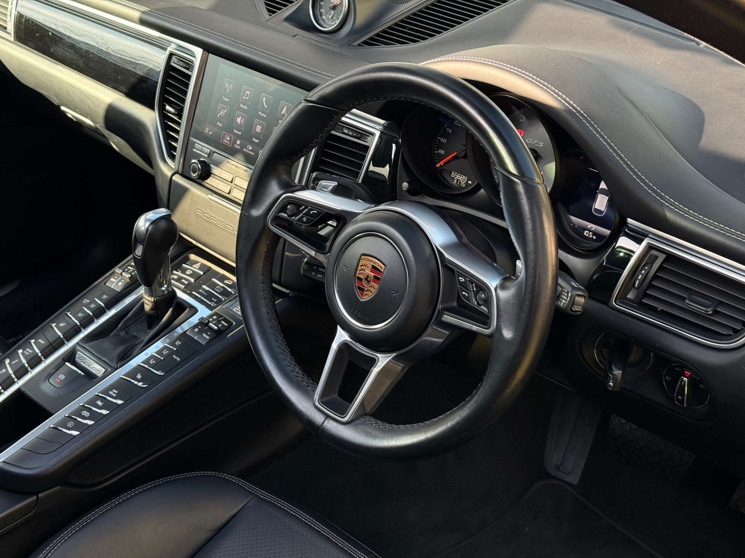Used Porsche Macan 2016 for sale - 77434612: Photo 21