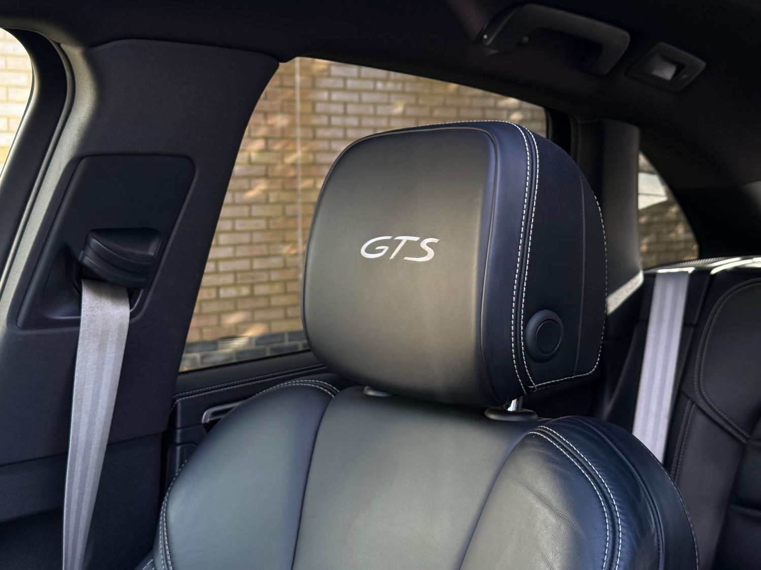 Used Porsche Macan 2016 for sale - 77434612: Photo 24