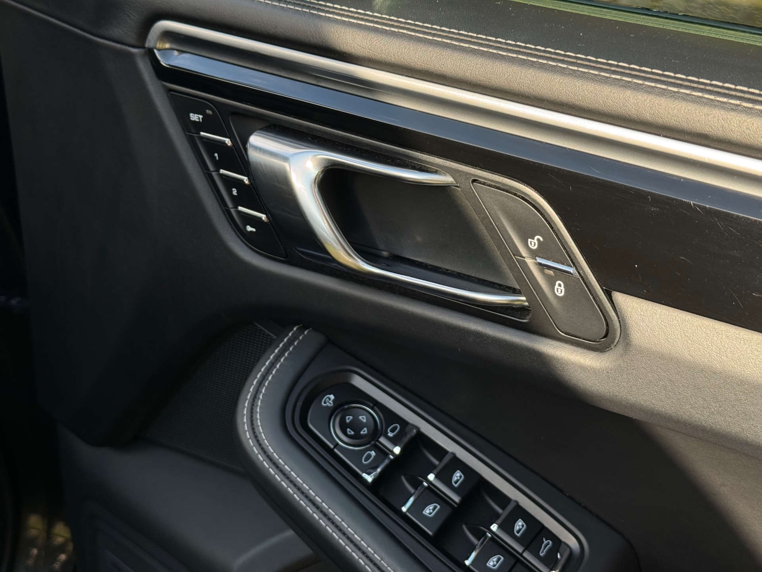 Used Porsche Macan 2016 for sale - 77434612: Photo 43