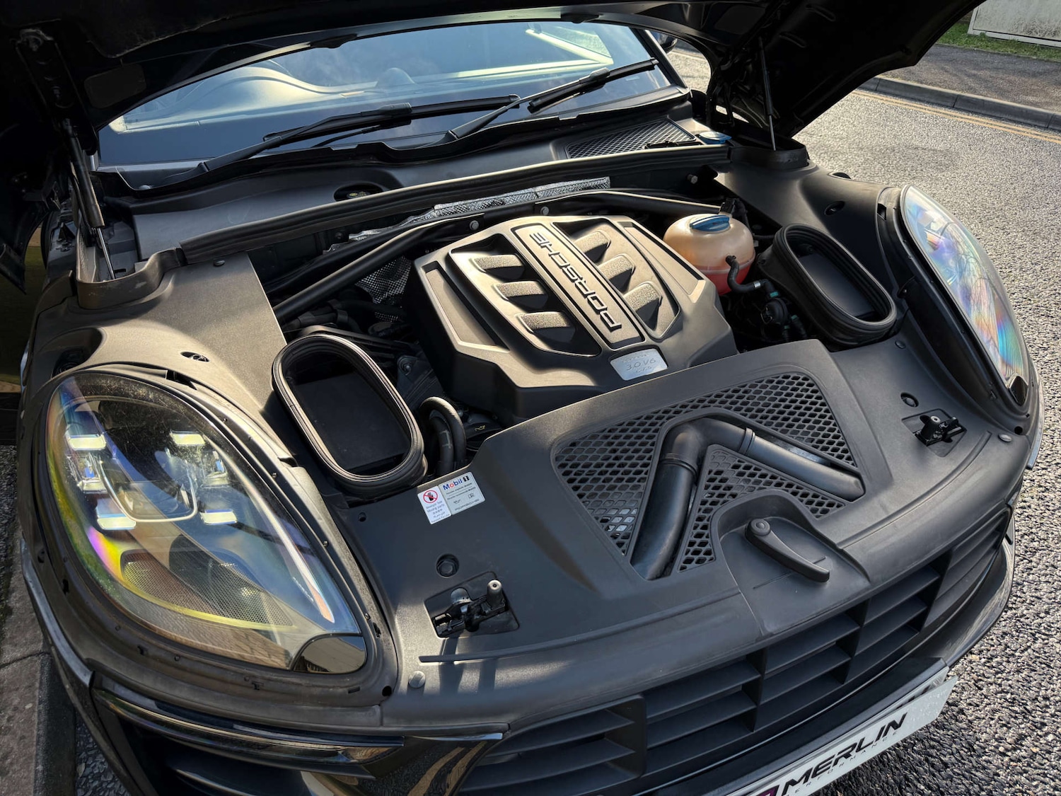 Used Porsche Macan 2016 for sale - 77434612: Photo 52