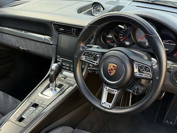 Used Porsche 911 2018 for sale - 77837315: Photo