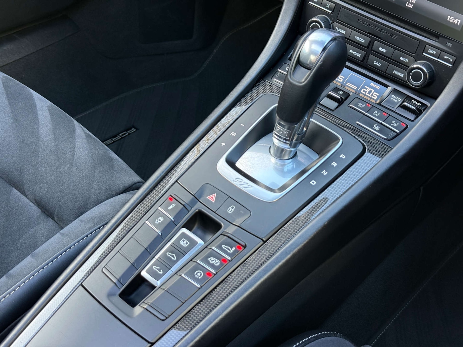 Used Porsche 911 2018 for sale - 77837315: Photo 30