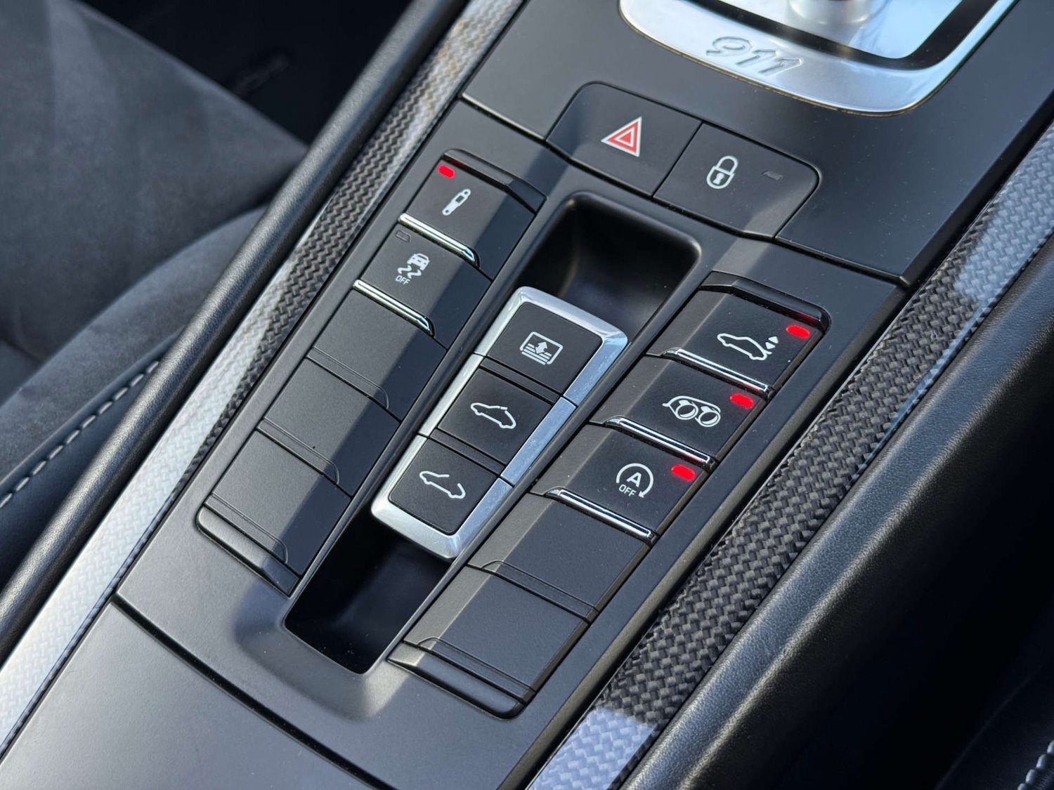 Used Porsche 911 2018 for sale - 77837315: Photo 42