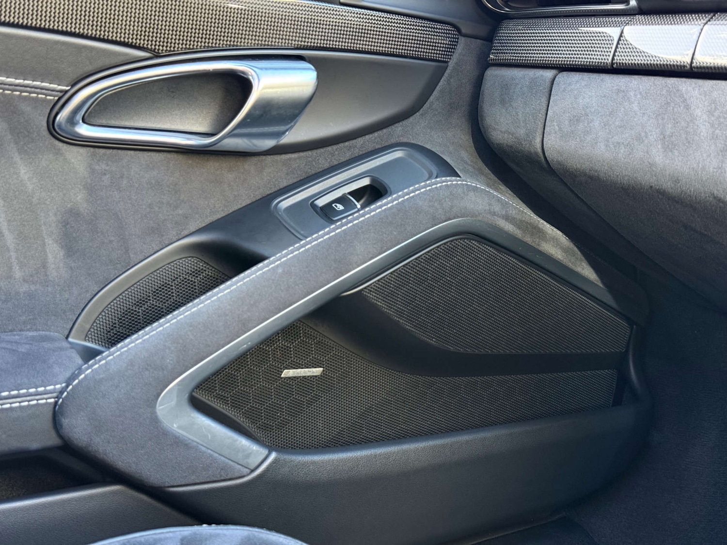 Used Porsche 911 2018 for sale - 77837315: Photo 44