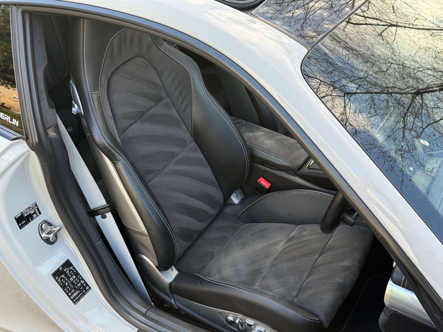 Used Porsche 911 2018 for sale - 77837315: Photo 50