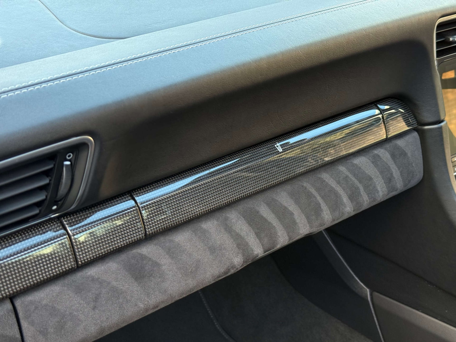 Used Porsche 911 2018 for sale - 77837315: Photo 54