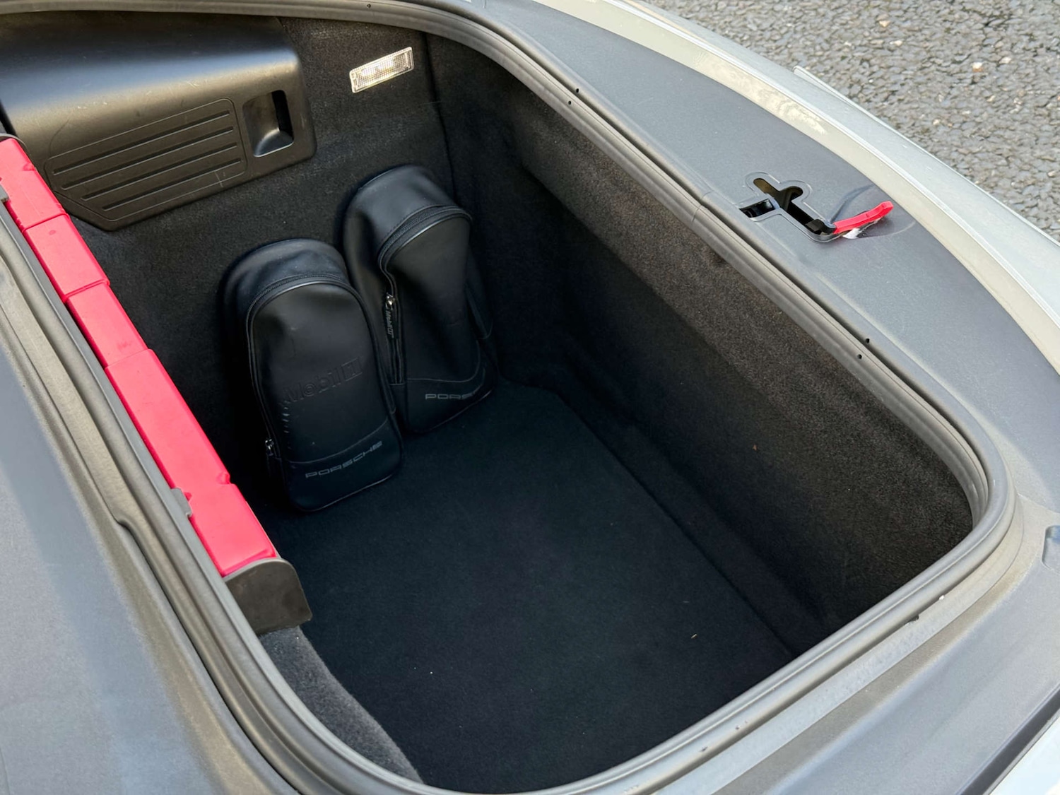 Used Porsche 911 2018 for sale - 77837315: Photo 63