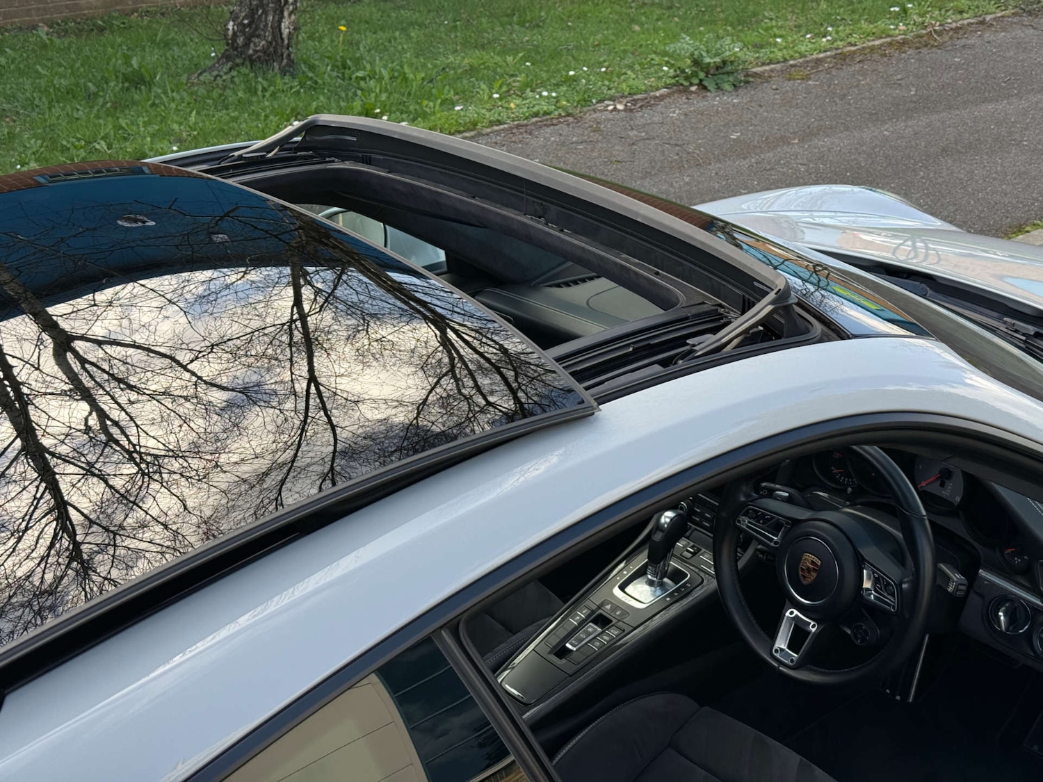 Used Porsche 911 2018 for sale - 77837315: Photo 67