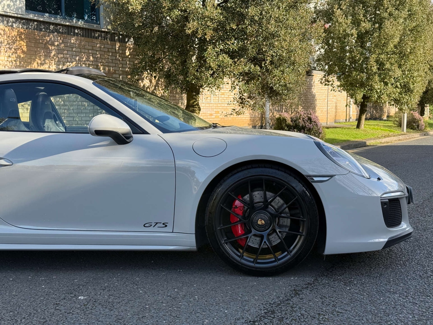 Used Porsche 911 2018 for sale - 77837315: Photo 9