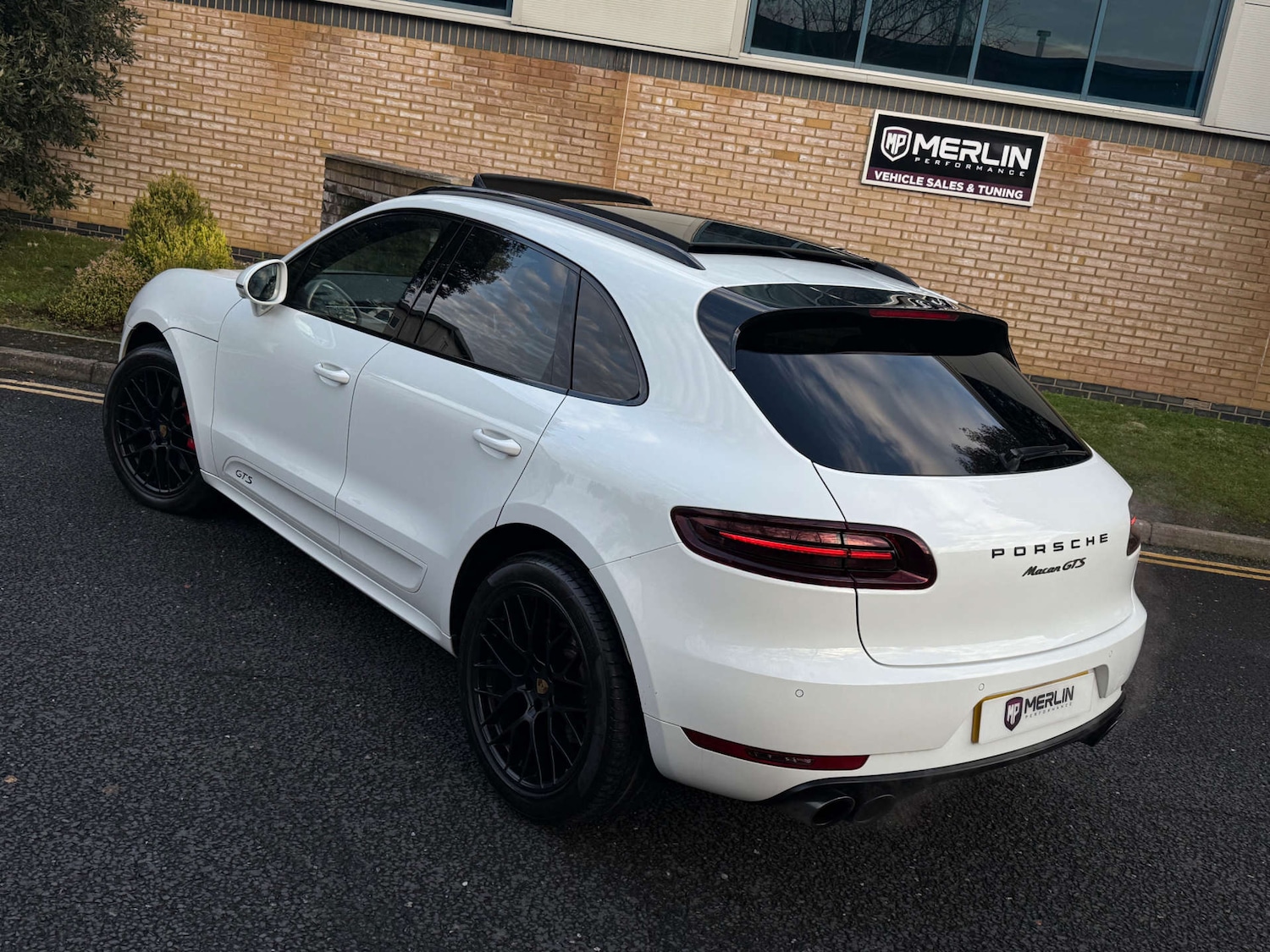 Used Porsche Macan 2018 for sale - 76961786: Photo 19