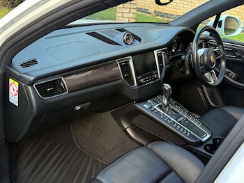 Used Porsche Macan 2018 for sale - 76961786: Photo