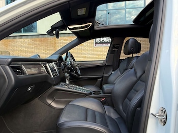 Used Porsche Macan 2018 for sale - 76961786: Photo