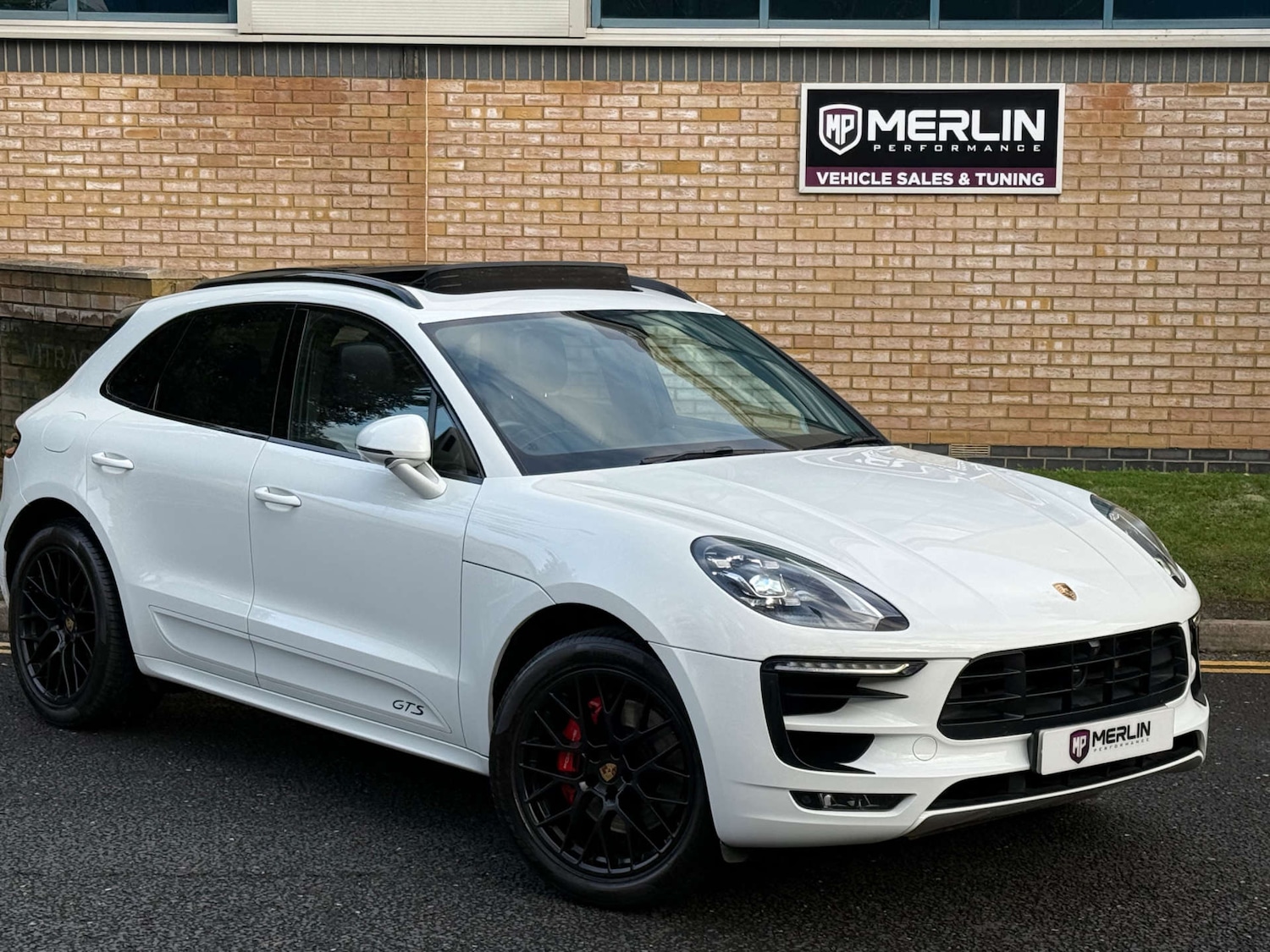 Used Porsche Macan 2018 for sale - 76961786: Photo 5
