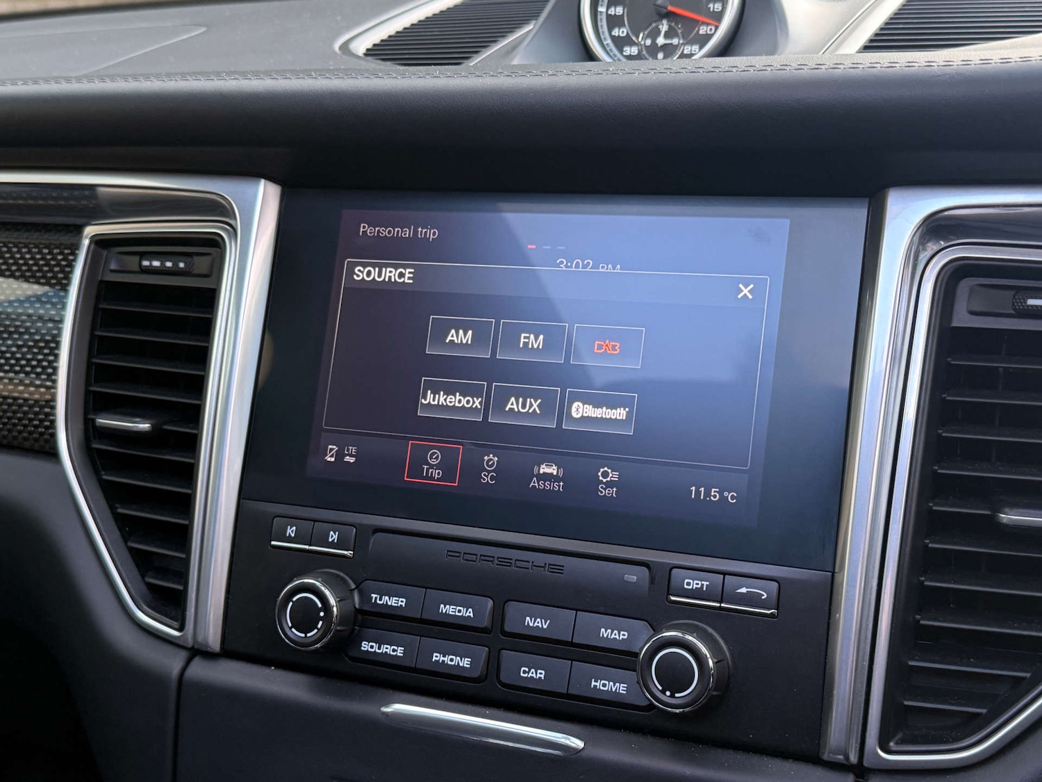 Used Porsche Macan 2018 for sale - 76961786: Photo 52