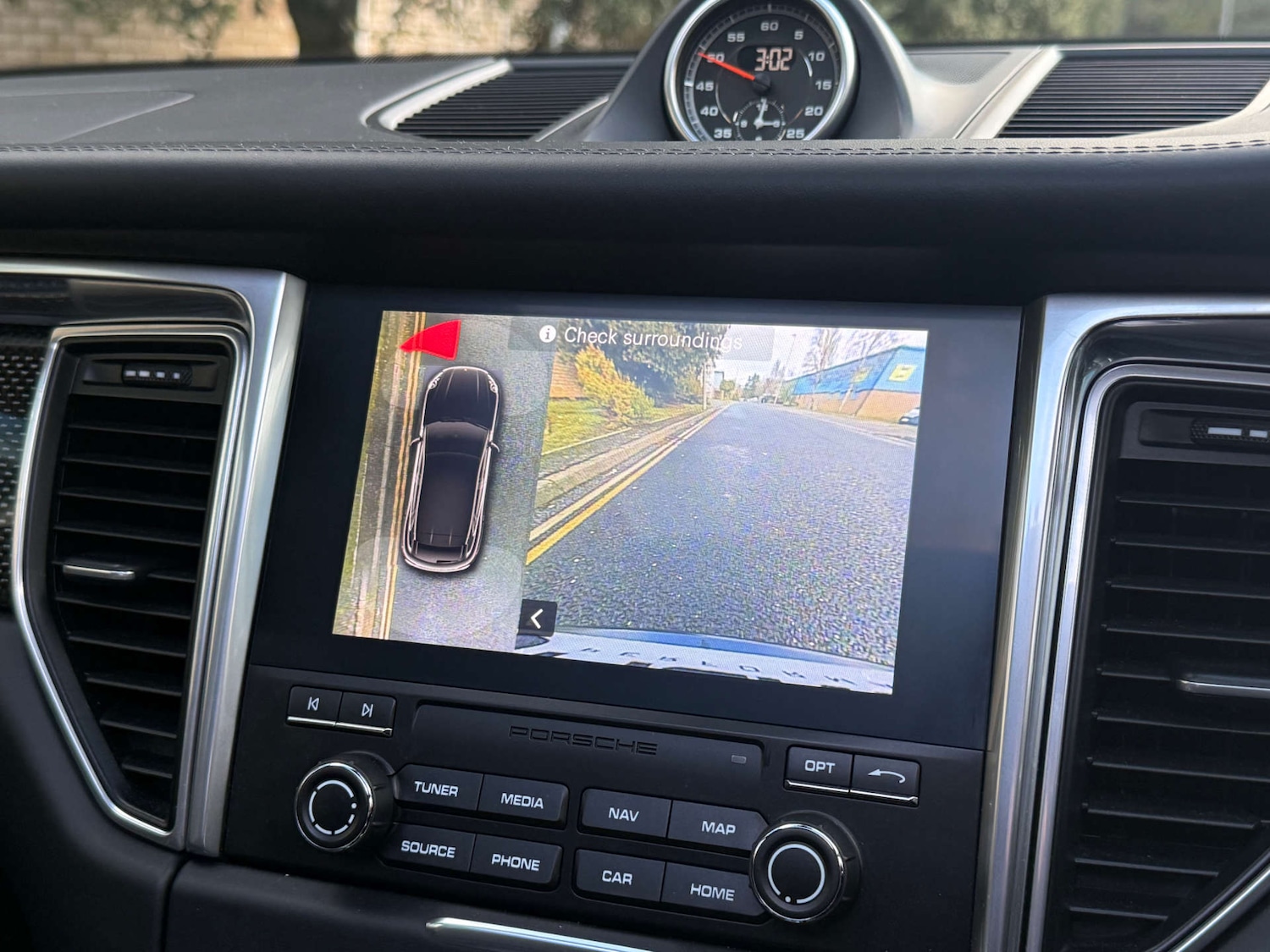 Used Porsche Macan 2018 for sale - 76961786: Photo 56