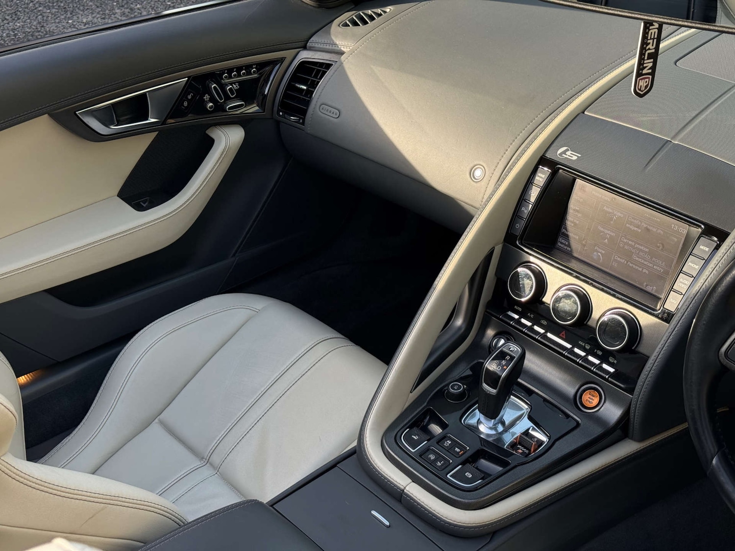 Used Jaguar F-Type 2013 for sale - 76935488: Photo 27