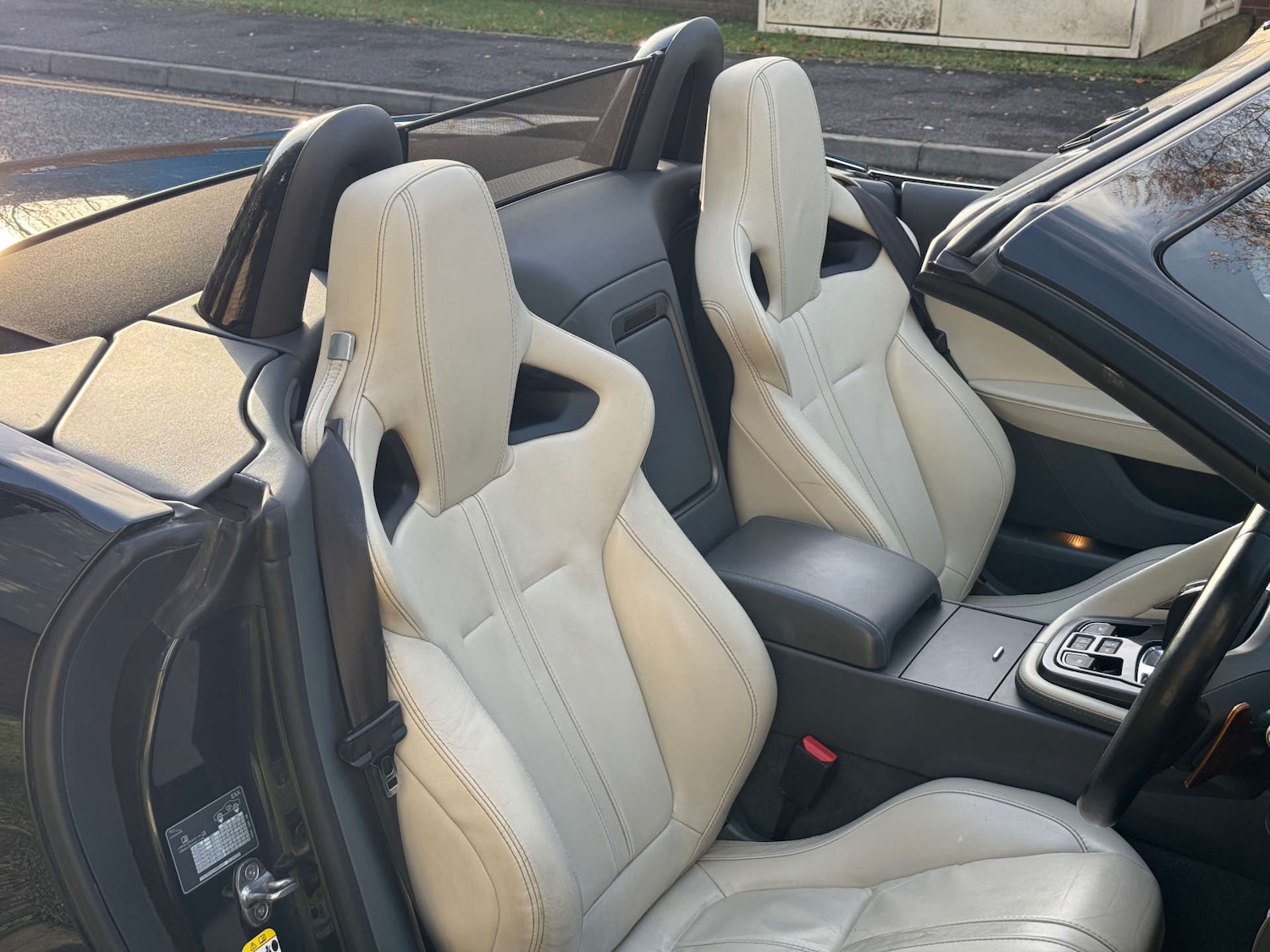 Used Jaguar F-Type 2013 for sale - 76935488: Photo 30