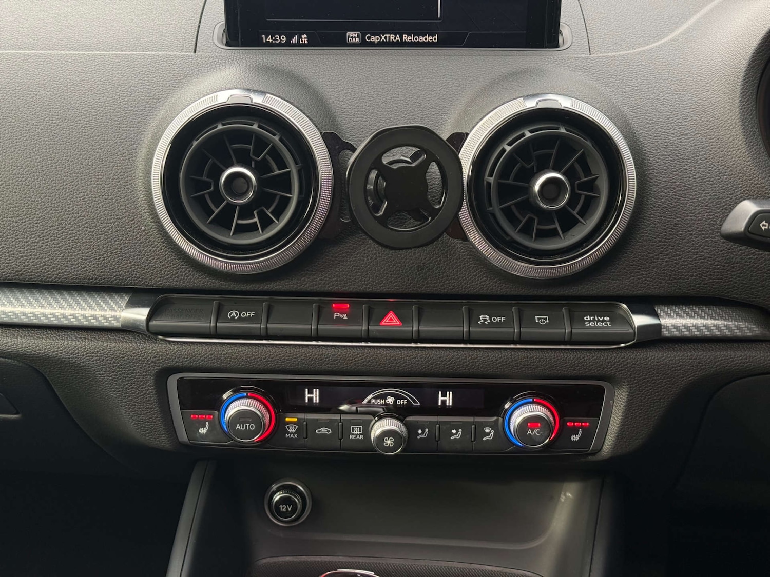 Used Audi RS3 2018 for sale - 77583983: Photo 48