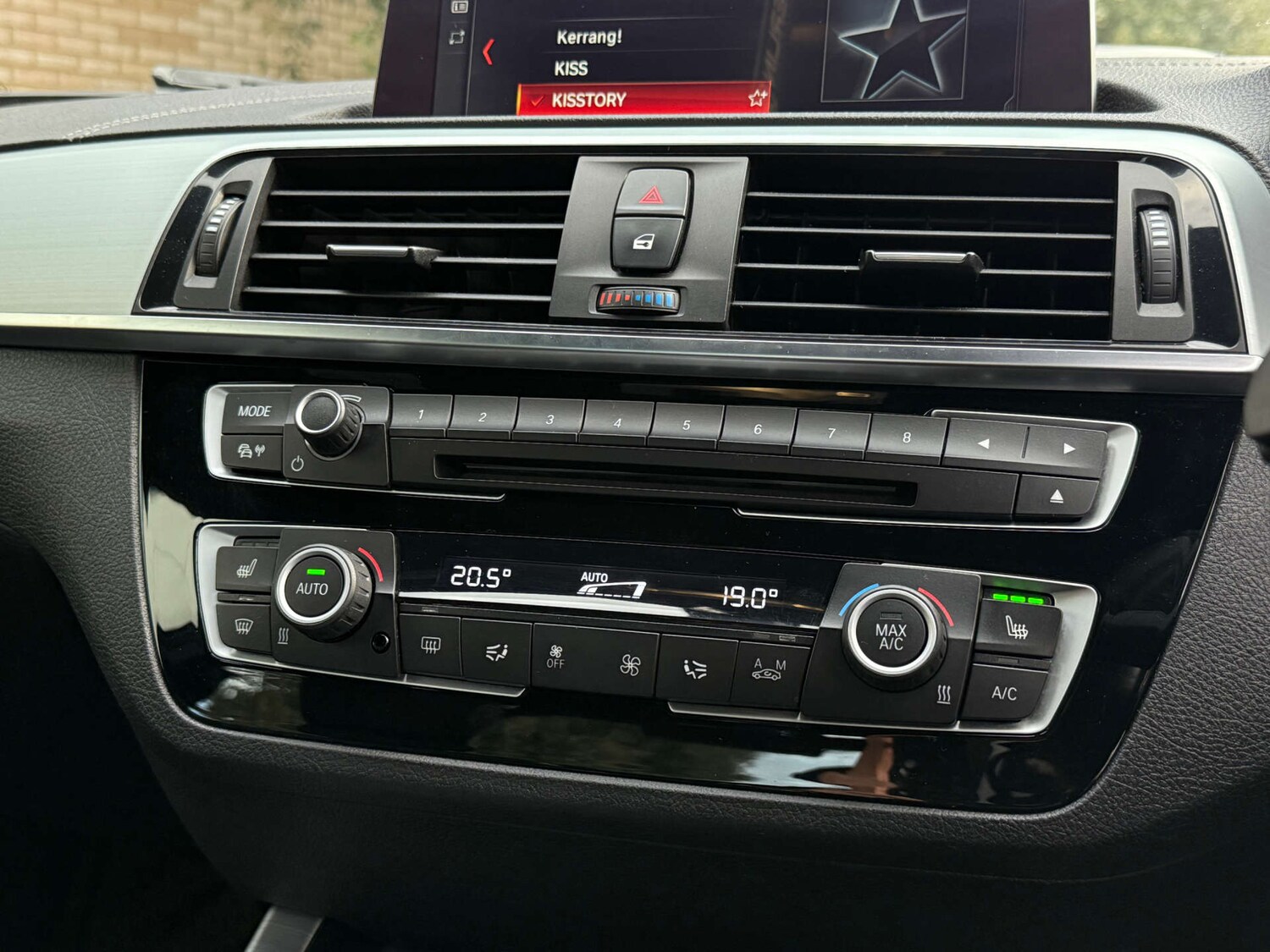 Used BMW 2 Series 2017 for sale - 77355528: Photo 30