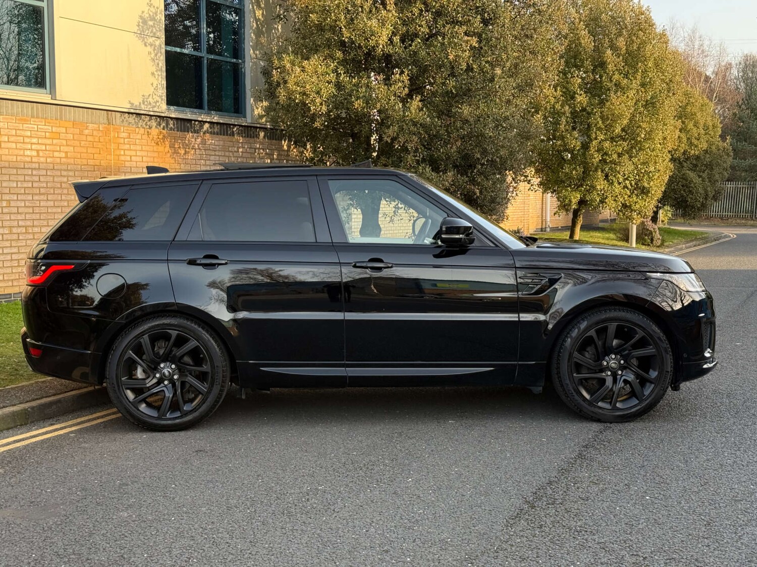 Used Land Rover Range Rover Sport 2018 for sale - 77673749: Photo 12