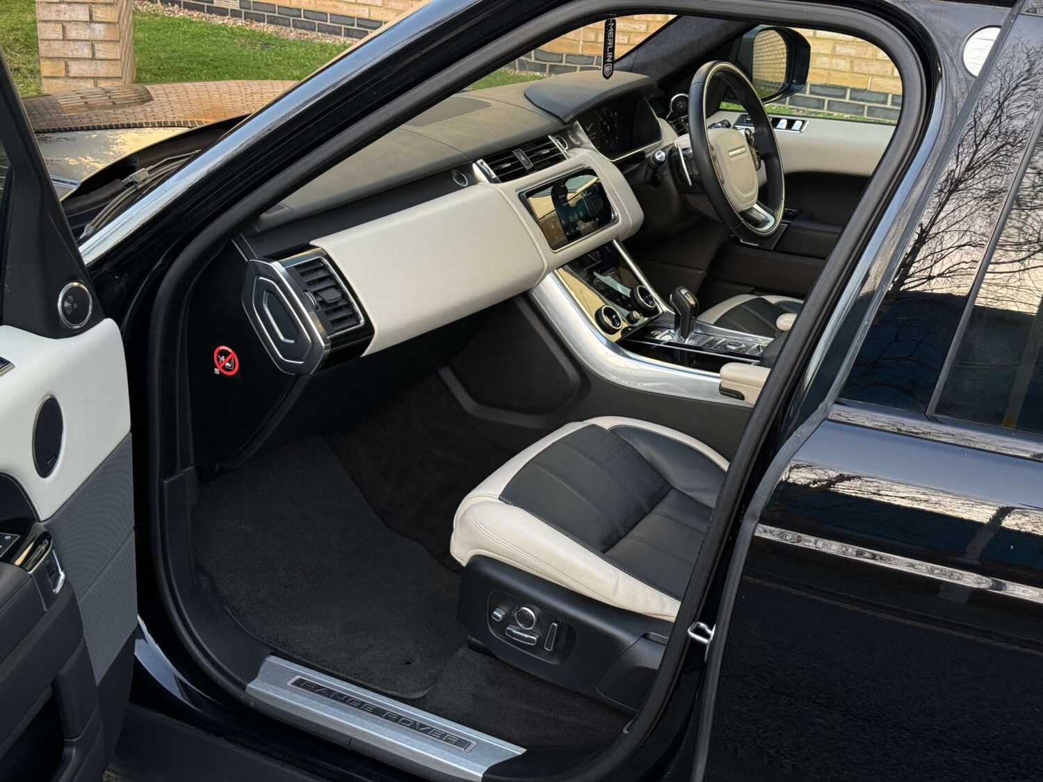 Used Land Rover Range Rover Sport 2018 for sale - 77673749: Photo 31