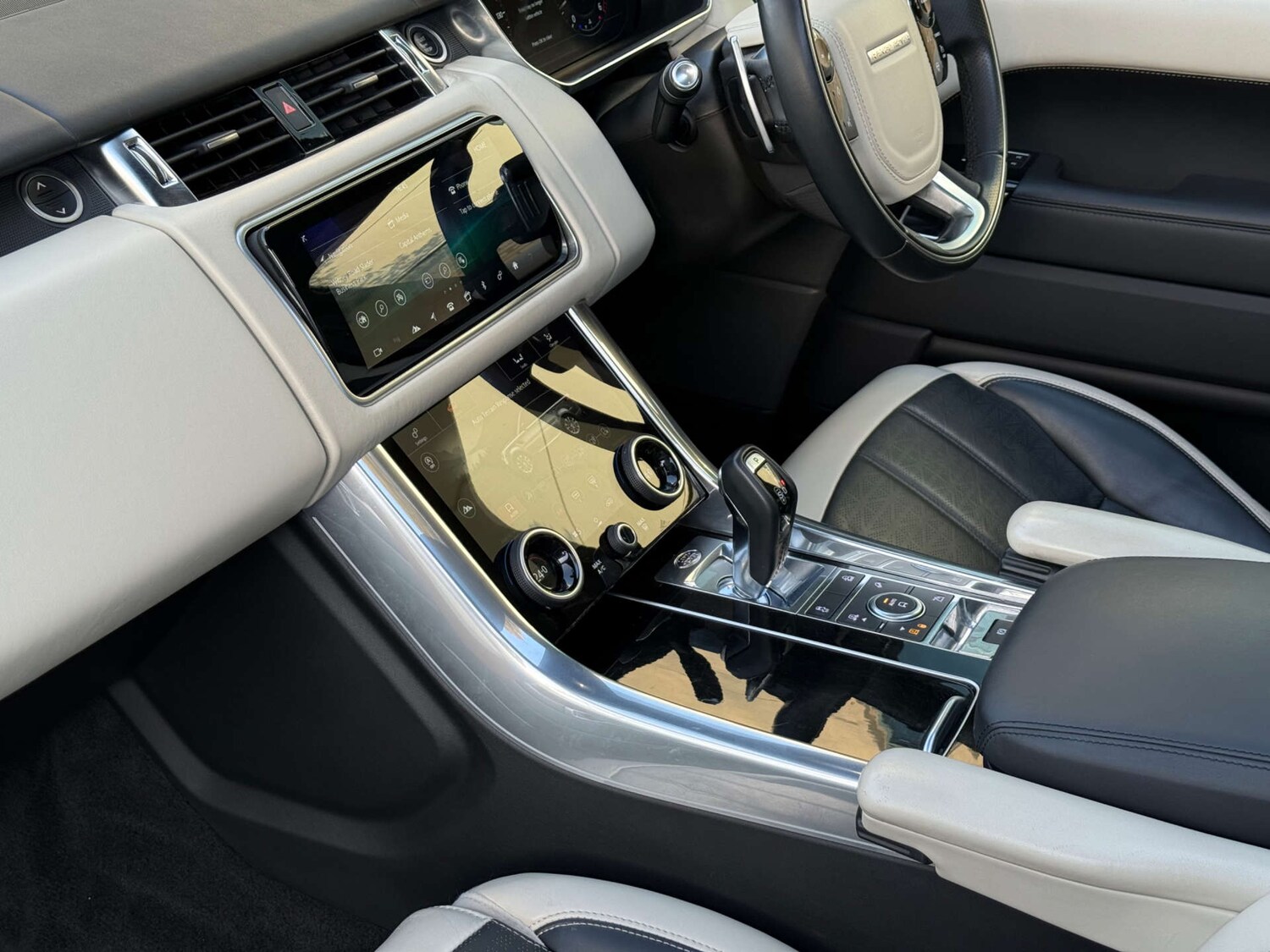 Used Land Rover Range Rover Sport 2018 for sale - 77673749: Photo 32