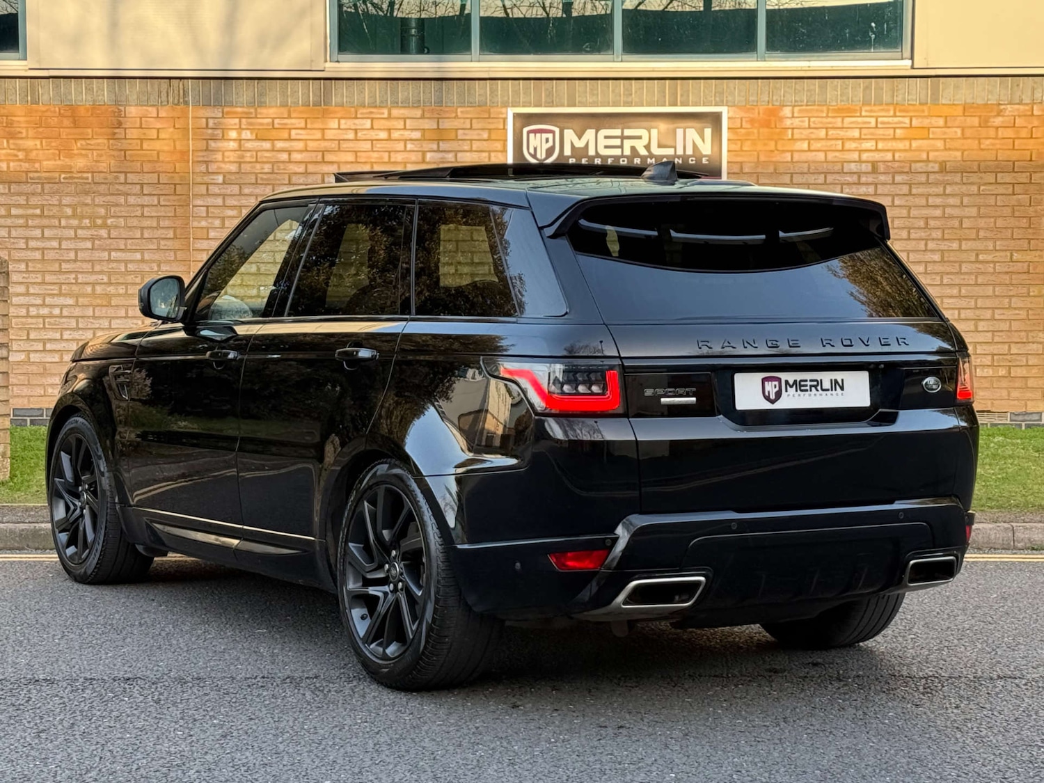 Used Land Rover Range Rover Sport 2018 for sale - 77673749: Photo 4