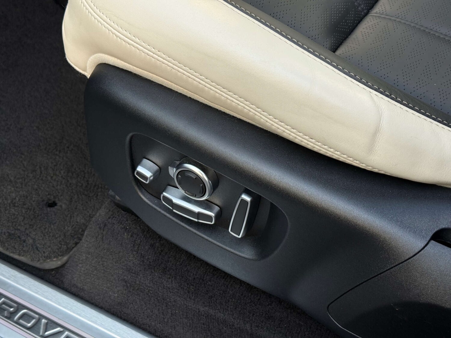 Used Land Rover Range Rover Sport 2018 for sale - 77673749: Photo 52