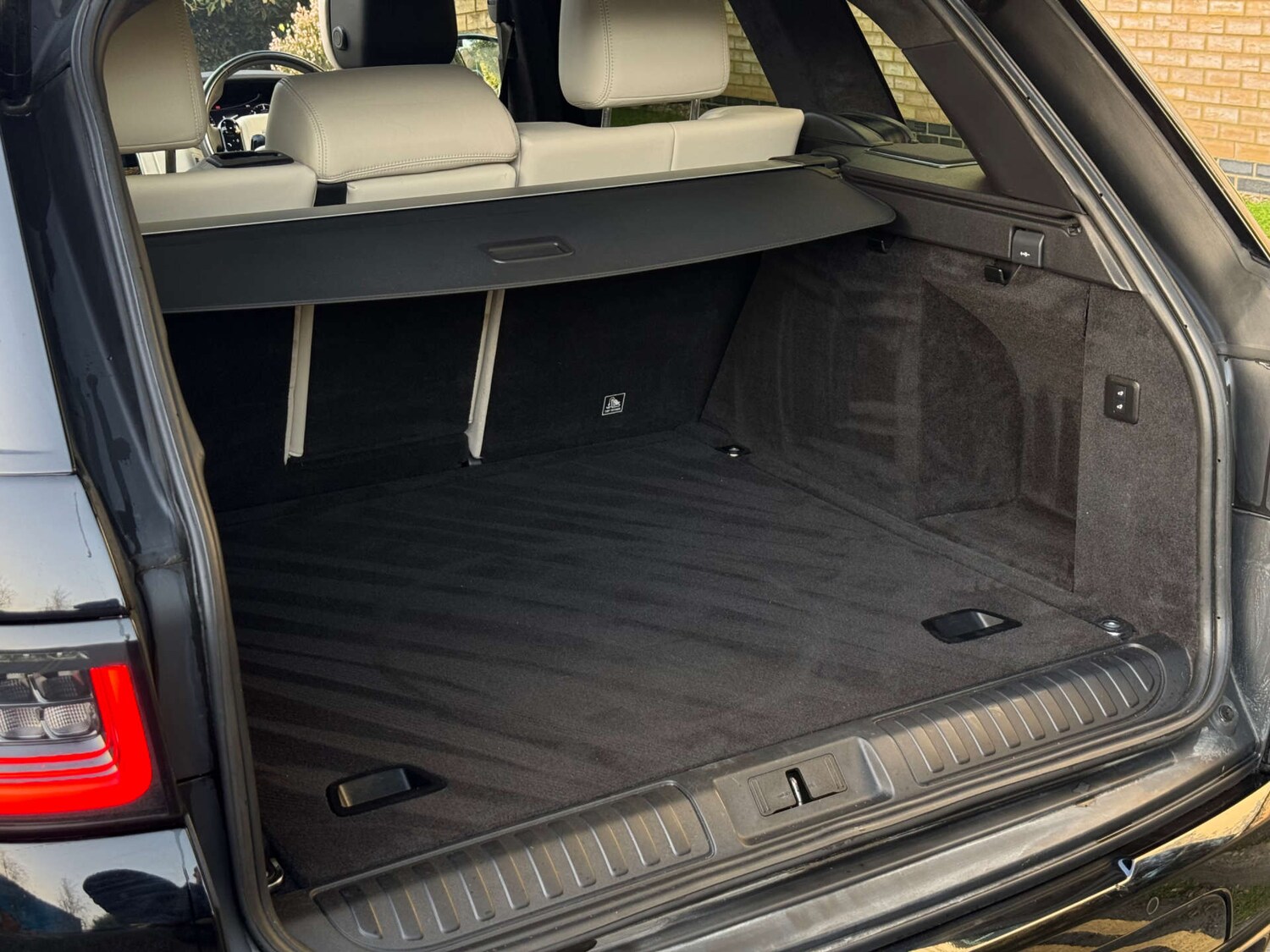 Used Land Rover Range Rover Sport 2018 for sale - 77673749: Photo 58