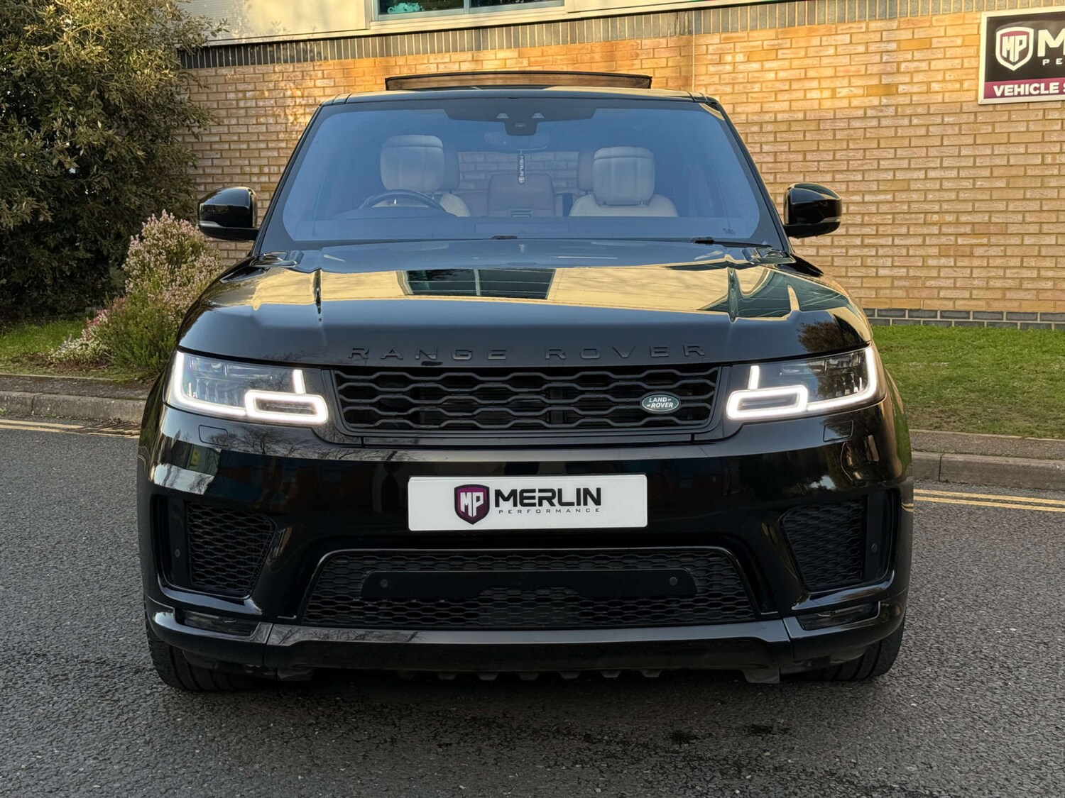 Used Land Rover Range Rover Sport 2018 for sale - 77673749: Photo 9