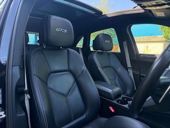 Used Porsche Macan 2021 for sale - 78381415: Photo