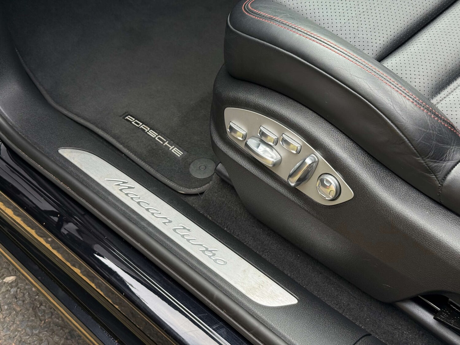 Used Porsche Macan 2017 for sale - 76551741: Photo 42