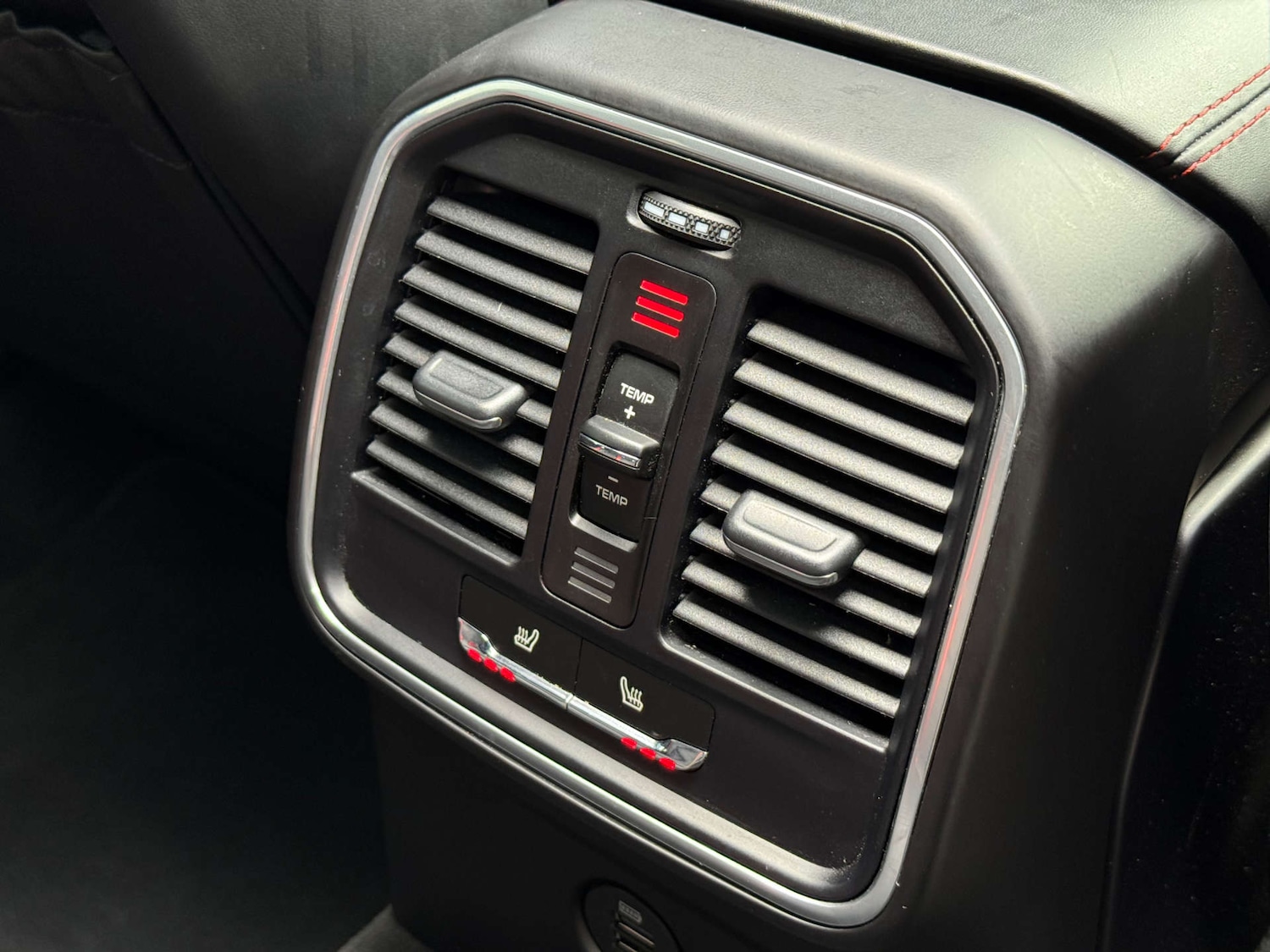 Used Porsche Macan 2017 for sale - 76551741: Photo 43