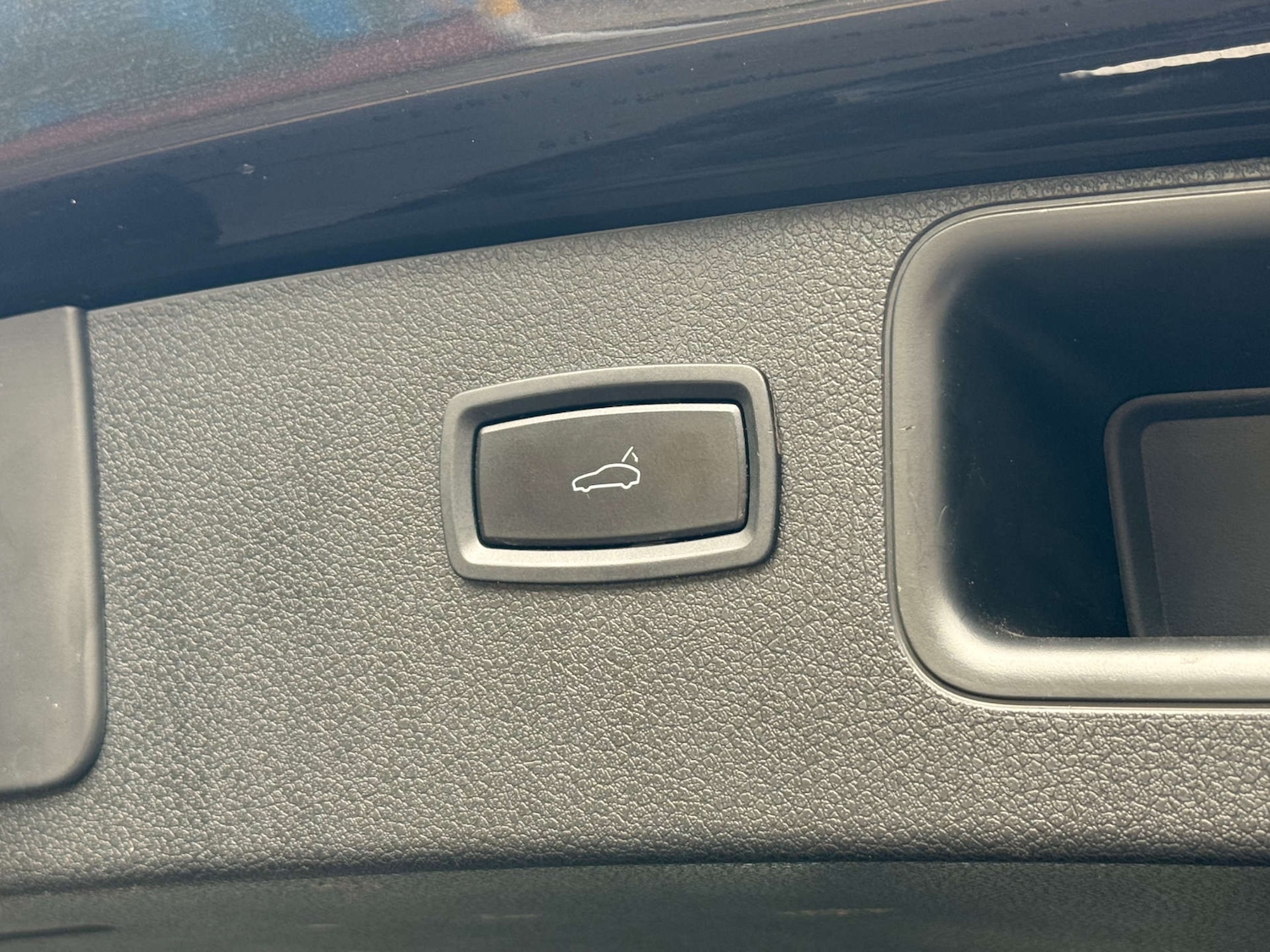 Used Porsche Macan 2017 for sale - 76551741: Photo 48