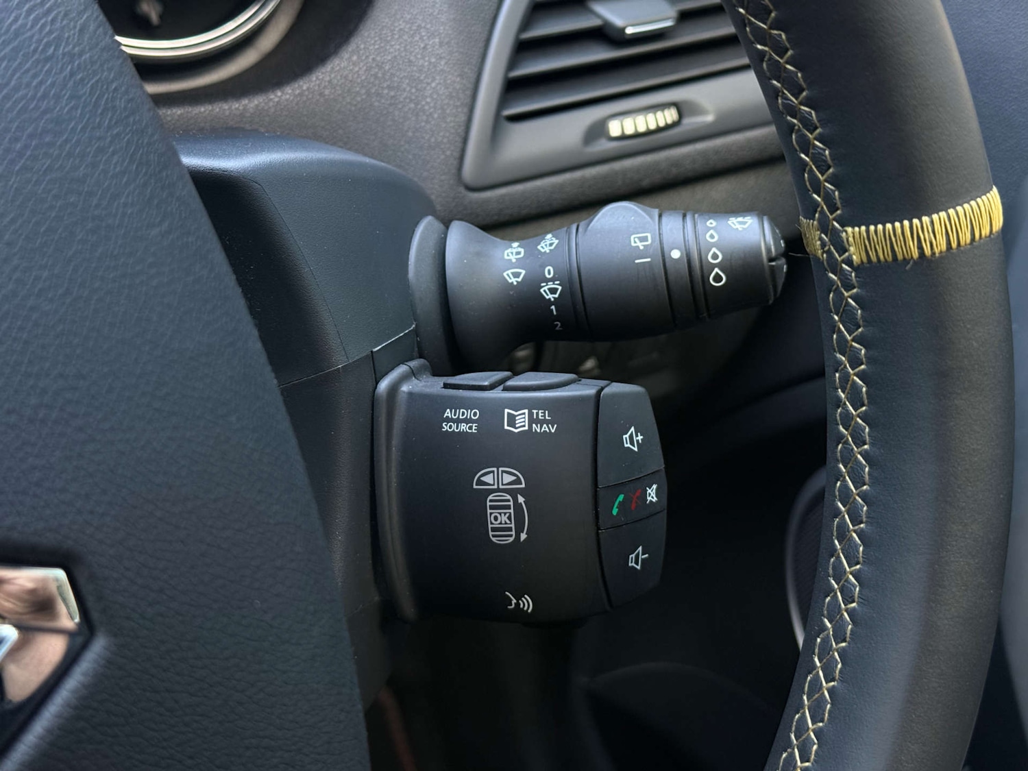 Used Renault Megane 2012 for sale - 77502044: Photo 52